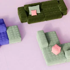 Sofas^OUT Objekte unserer Tage Henn 04 Sofa 245x210cm