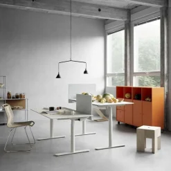 Tische^Montana HiLow 2 Schreibtisch höhenverstellbar 90x180cm