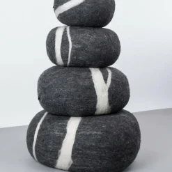 myfelt Hugo Kieselstein Pouf| Poufs