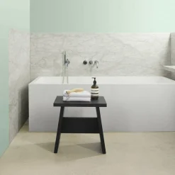 e15 Langley Hocker| Hocker