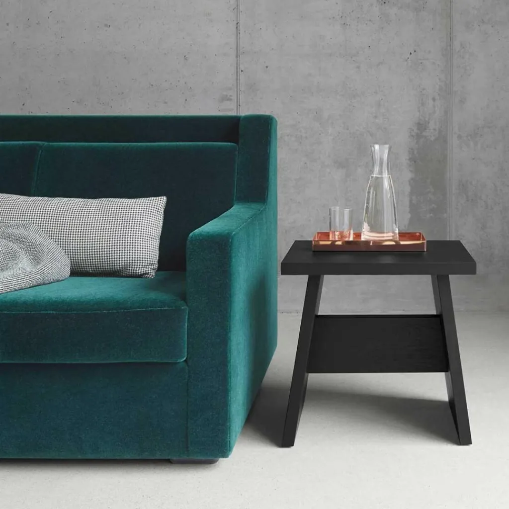 e15 Langley Hocker| Hocker