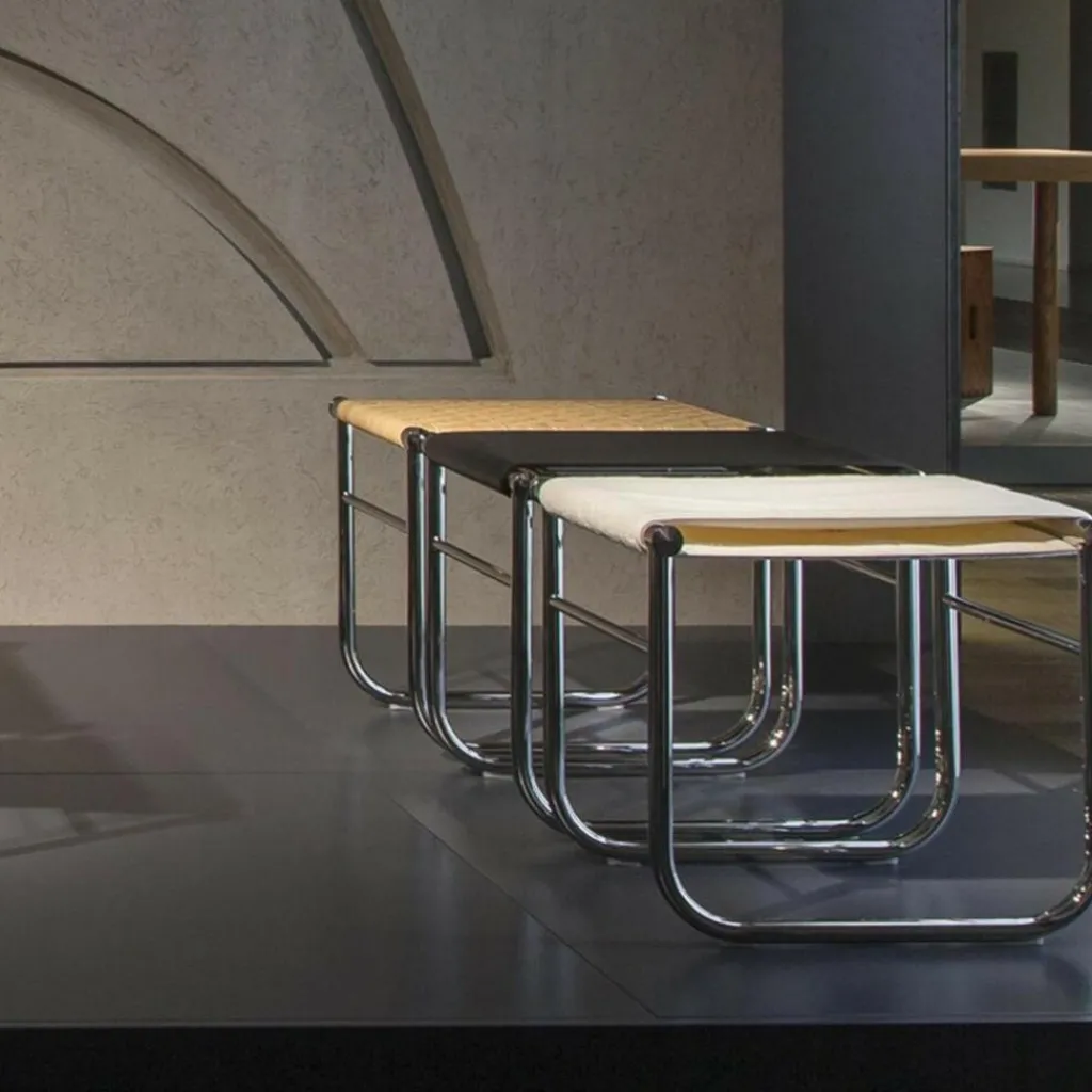 Hocker^Cassina LC9 Tabouret Leder