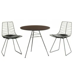 Garten-Bistrotische^Arper Leaf Gartentisch dreieckig H74