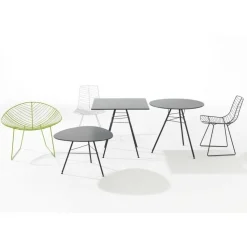 Garten-Bistrotische^Arper Leaf Gartentisch dreieckig H74