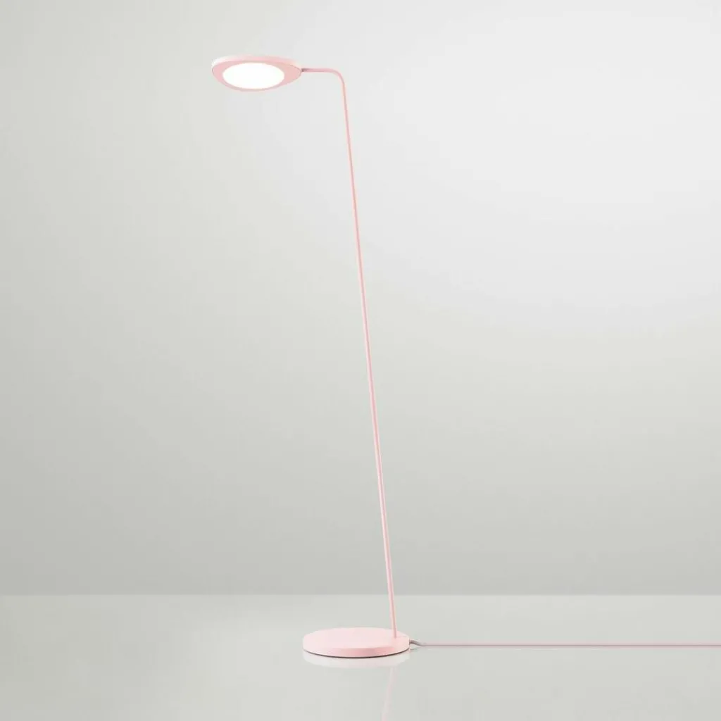 Stehleuchten^Muuto Leaf Stehleuchte