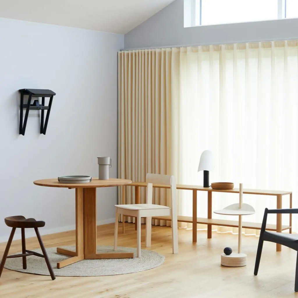 Form & Refine Leaf 2x2 Regal| Regale