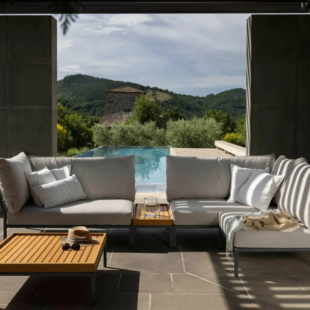 HOUE Level / Level 2 Outdoor Couchtisch Bambus 81x81cm| Garten-Beistelltische