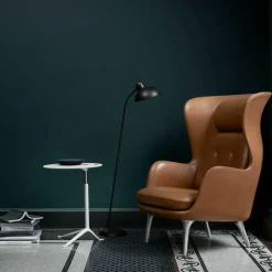 Fritz Hansen Little Friend™ KS11 Beistelltisch Gestell lackiert| Beistelltische