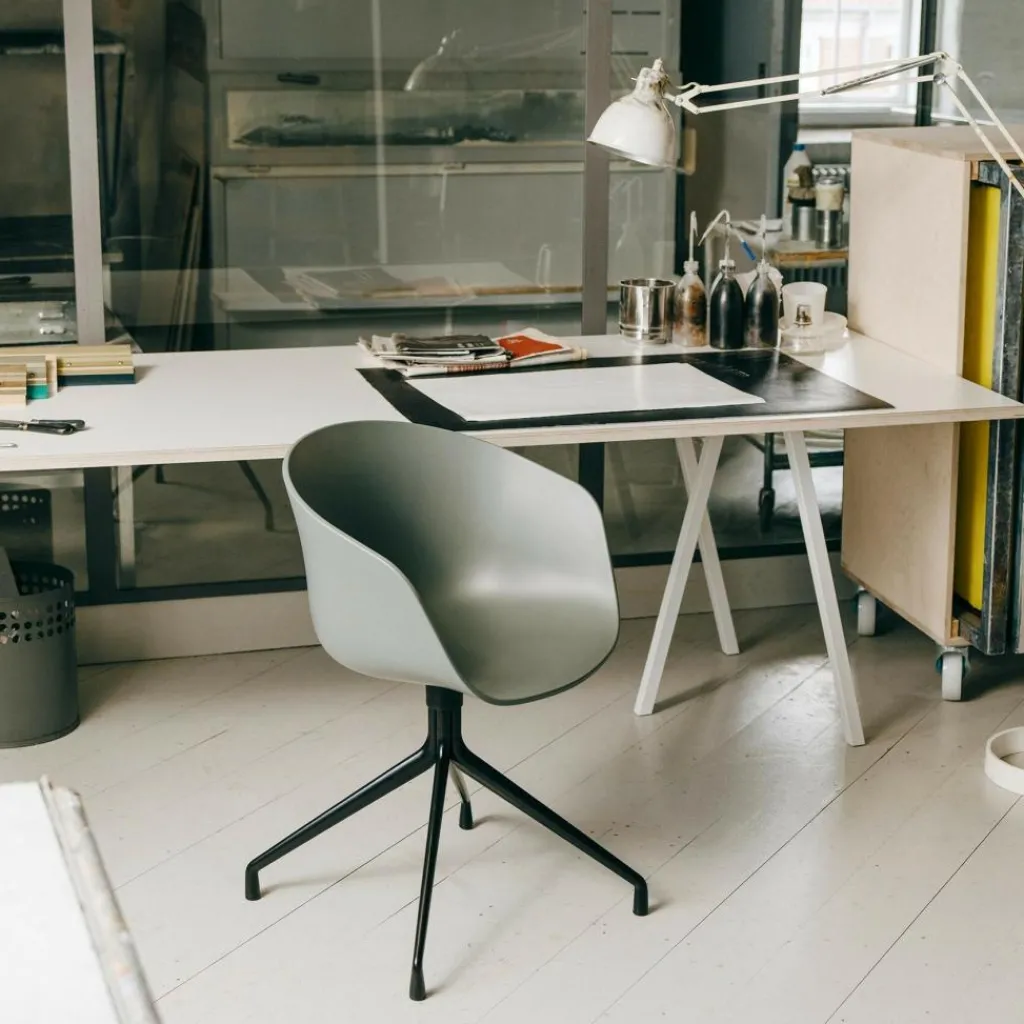 Tische^HAY Loop Stand Tisch