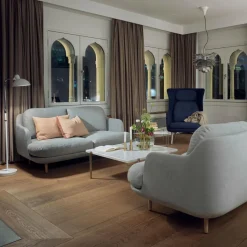 Sofas^Fritz Hansen Lune™ JH200 2-Sitzer Sofa Füße Eiche