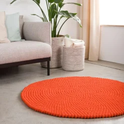 Teppiche^myfelt Mats Filzkugelteppich