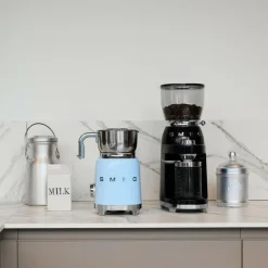 Küchengeräte^Smeg MFF11 Milchaufschäumer Tritan™ Renew