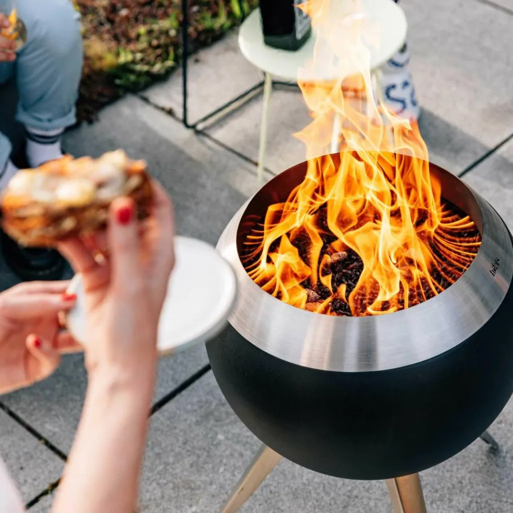 höfats Moon 45 Feuerschale mit hohen Fuß| Grills & Feuerstellen