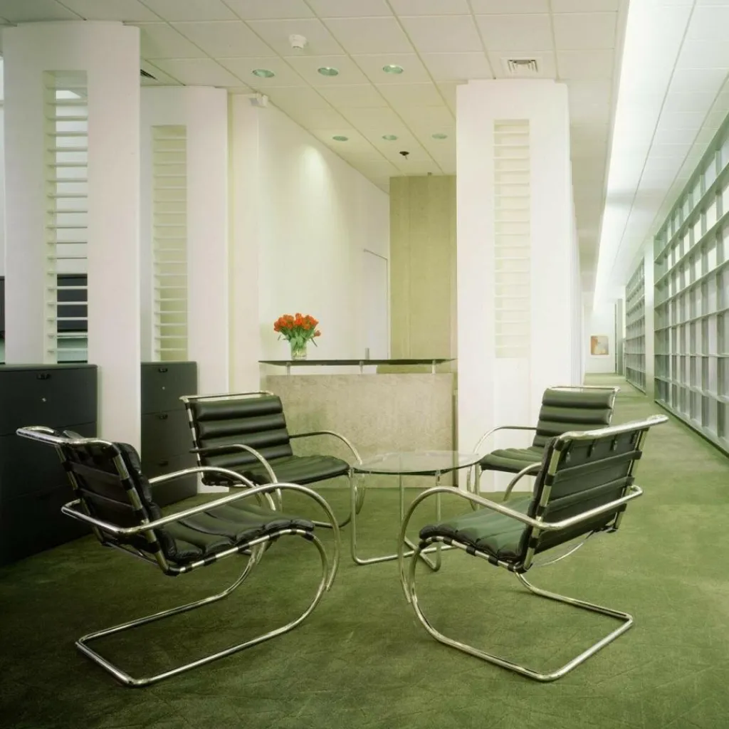 Beistelltische^Knoll International MR Couchtisch/Beistelltisch