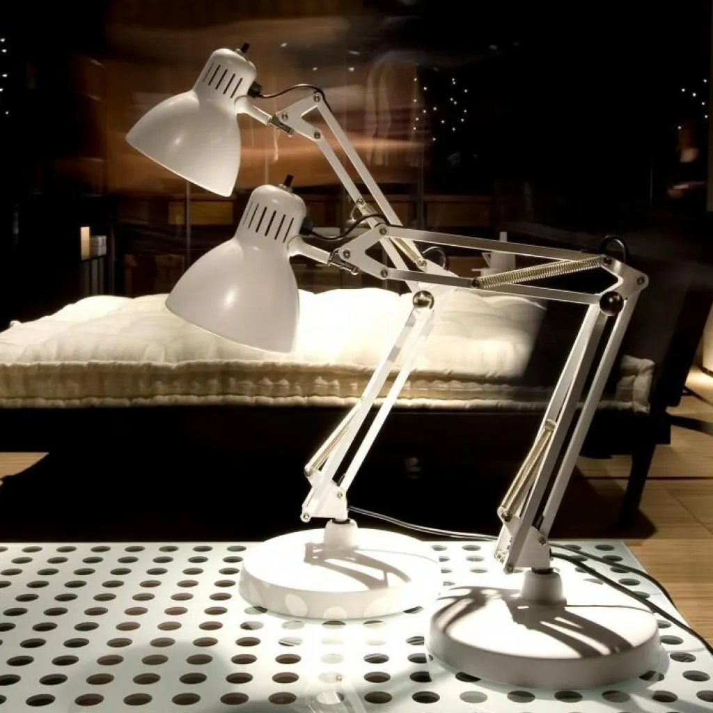 Fontana Arte Naska Large Schreibtischleuchte mit Fuß| Schreibtischleuchten