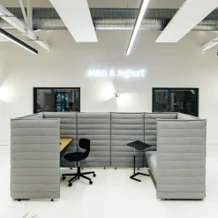 Beistelltische|Tische^Vitra NesTable Beistelltisch höhenverstellbar