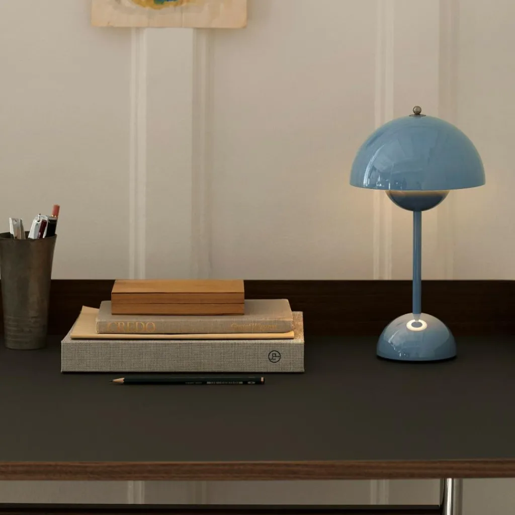 &Tradition Pavilion AV17 Schreibtisch Gestell chrom| Schreibtische