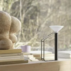 Badezimmerleuchten^Muuto Piton LED Akkuleuchte