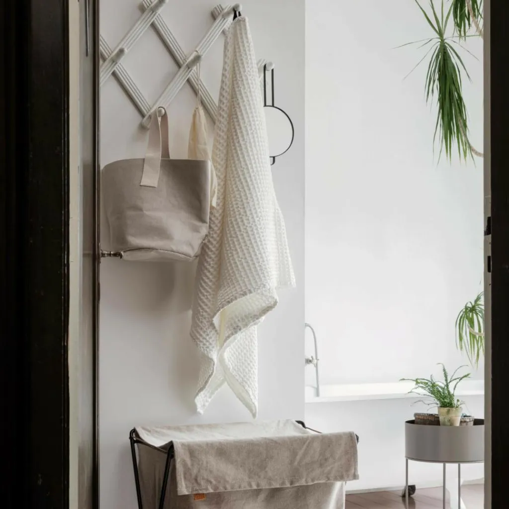 Spiegel|Spiegel^Ferm Living Poise Handspiegel