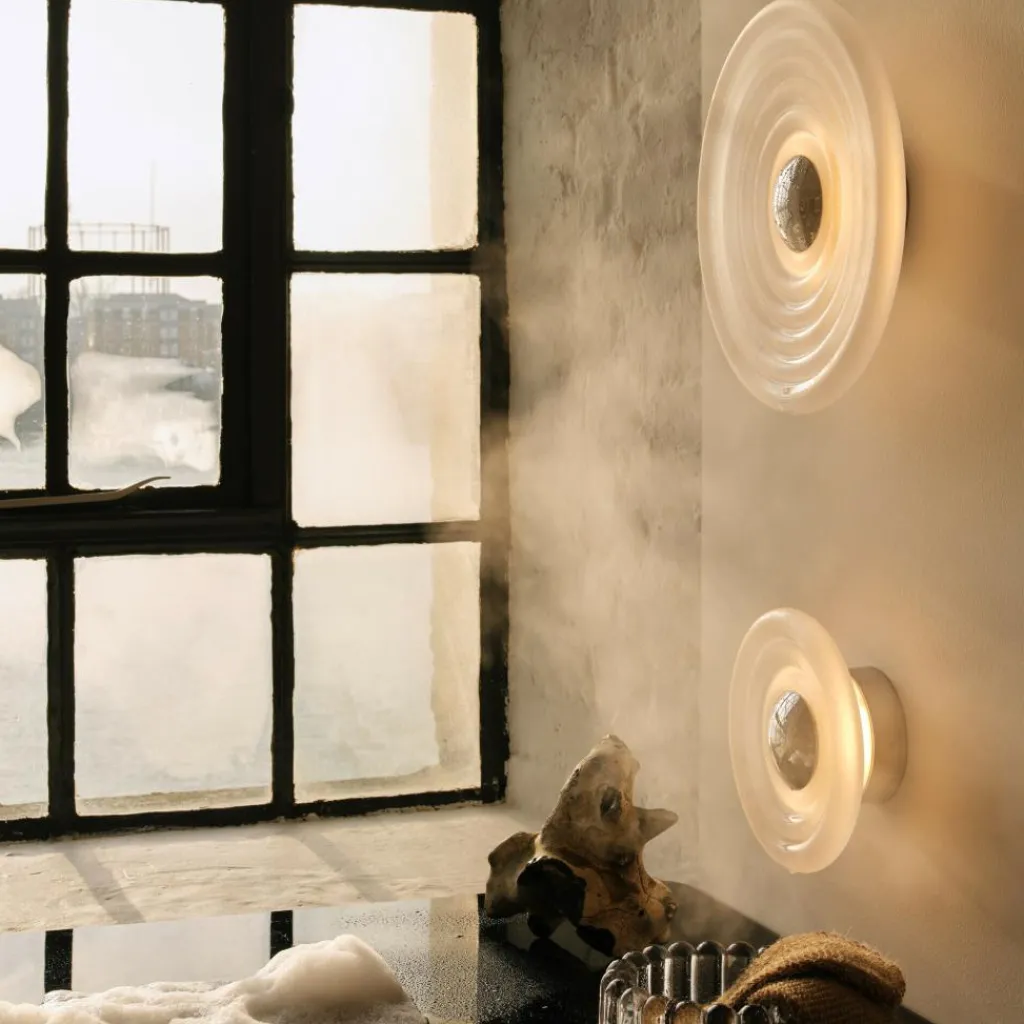 Tom Dixon Press Surface LED Wandleuchte Mini| Badezimmerleuchten|Wandleuchten