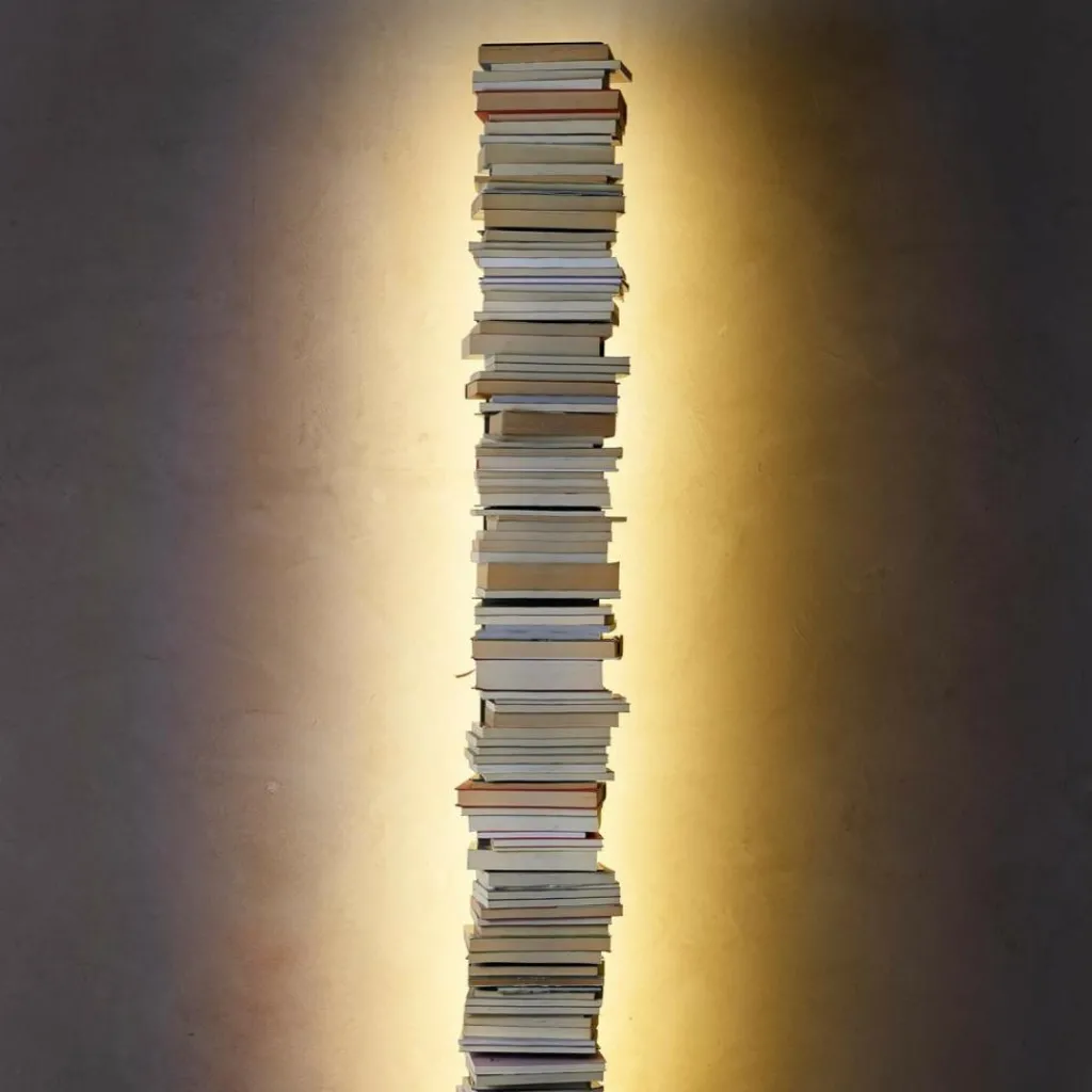 Regale^Opinion Ciatti Ptolomeo Luce 215 LED Büchersäule