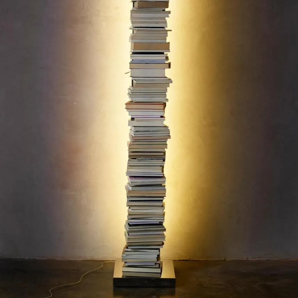 Regale^Opinion Ciatti Ptolomeo Luce 215 LED Büchersäule