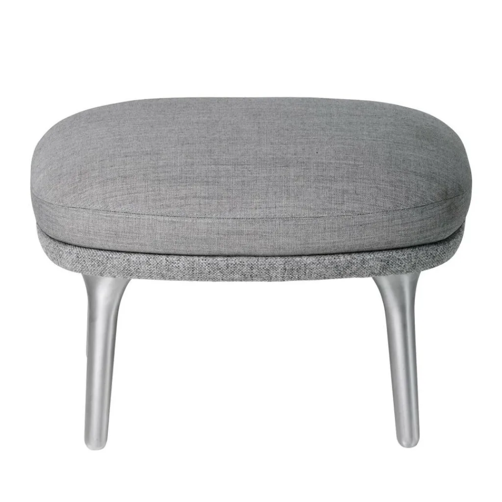 Fritz Hansen Ro™ JH11 Fußhocker Stoff Füße aus Aluminium| Hocker