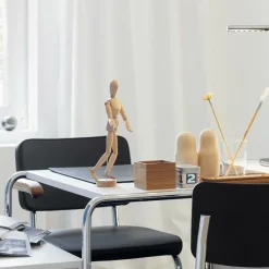 Stühle^Thonet S 64 PV Pure Materials Freischwinger Armlehnstuhl Nussbaum