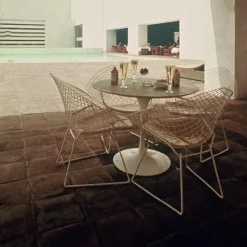 Gartentische^Knoll International Saarinen Gartentisch Ø107cm