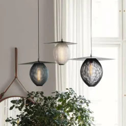 Pendelleuchten^Gubi Satellite Pendelleuchte M