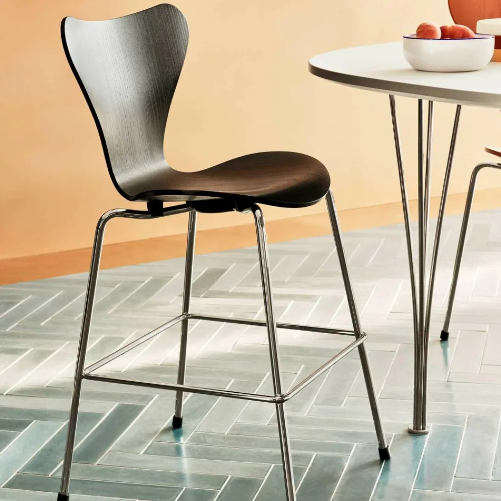 Fritz Hansen Serie 7™ Juniorstuhl Braun Bronze|Kinder Kinderstühle