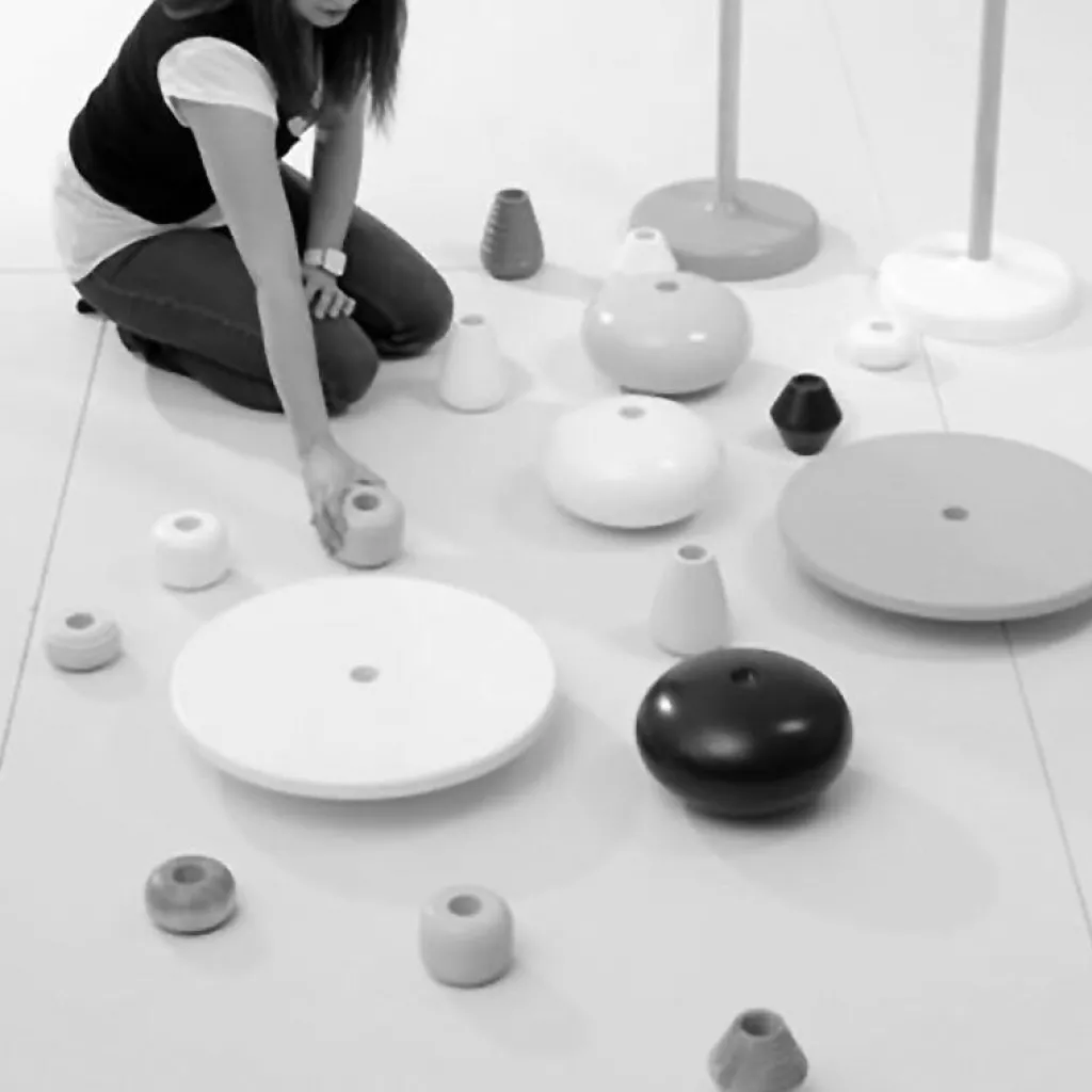 &Tradition Shuffle MH1 Beistelltisch| Tische