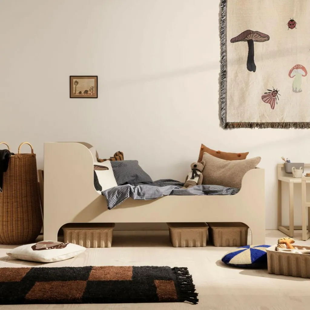 Betten|Kinderbetten^Ferm Living Sill Kinderbett 166x76cm