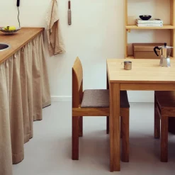 Stühle^Form & Refine Sonder Stuhl gepolstert