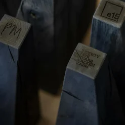 e15 ST04 Backenzahn Hocker| Hocker