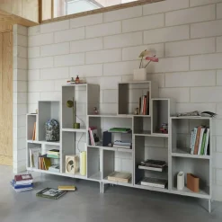 Muuto Stacked 2.0 Podium mit Rohrgestell 131x35cm| Regale|Regalsysteme