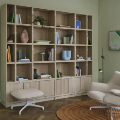 Regale|Regalsysteme^Muuto Stacked 2.0 Podium 131x35cm