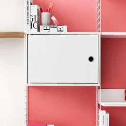 Regalsysteme^String System Schrankelement mit Schwenktür 58x42x30cm