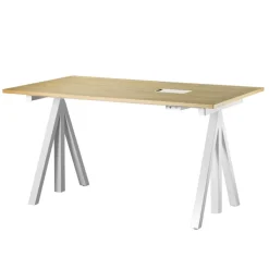 Schreibtische^String Works Schreibtisch höhenverstellbar Eiche