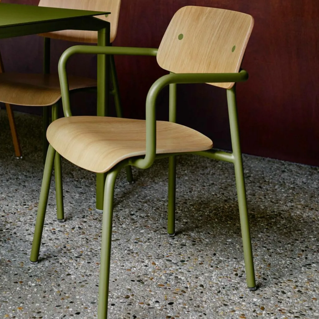 Stühle^Fermob Studie Armlehnstuhl Eiche