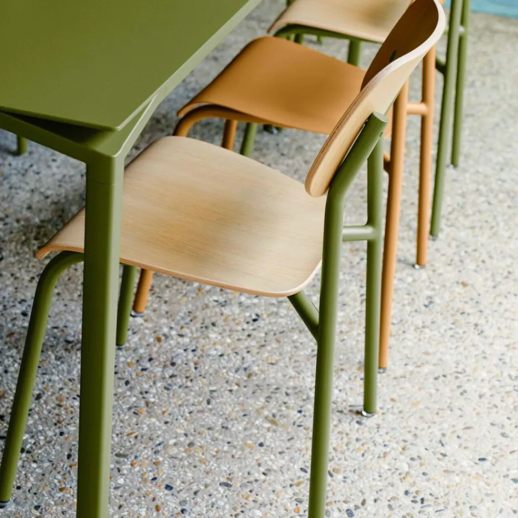 Stühle^Fermob Studie Armlehnstuhl Eiche