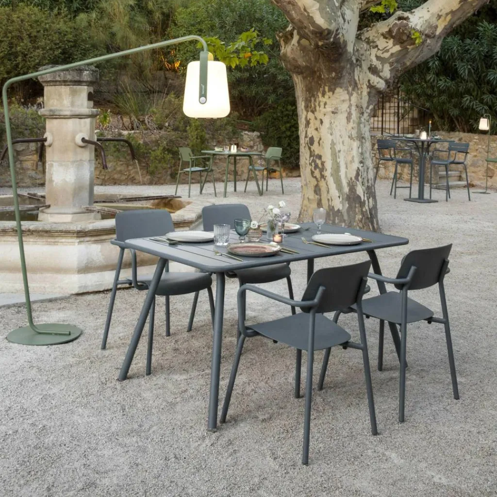 Stühle^Fermob Studie Gartenarmlehnstuhl