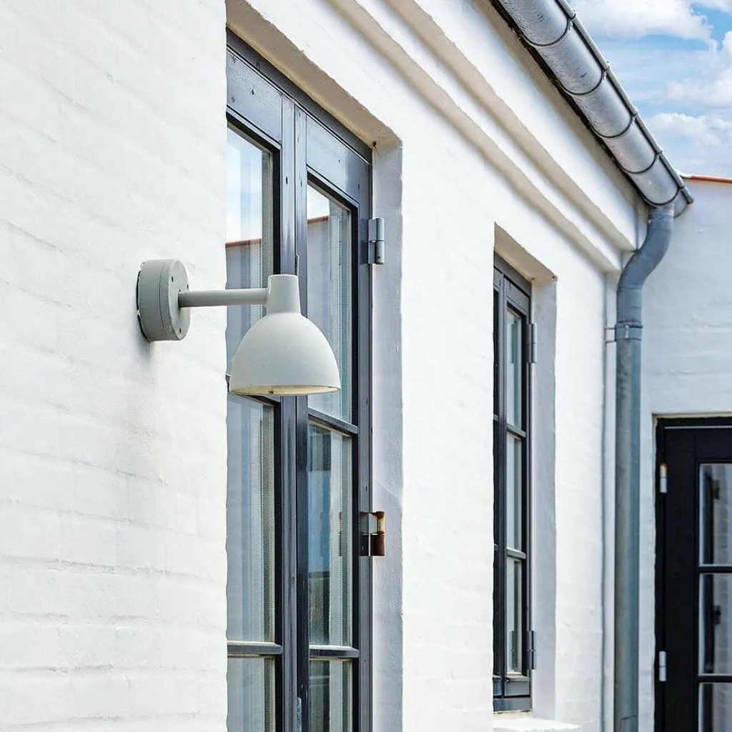 Louis Poulsen Toldbod 155 Außenwandleuchte| Deckenleuchten Außen|Deckenleuchten Außen