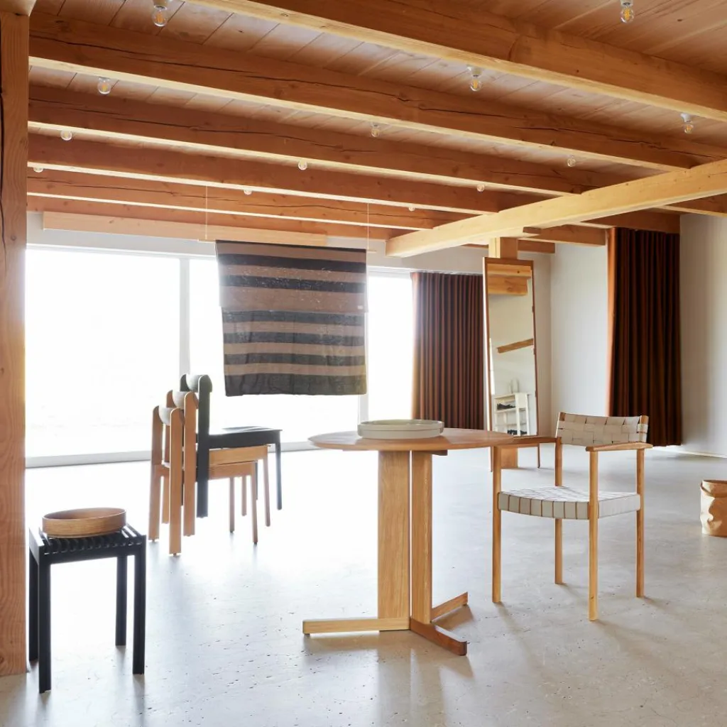 Form & Refine Trefoil Tisch Ø75cm| Esstische