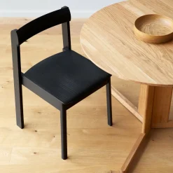 Tische^Form & Refine Trefoil Tisch Ø75cm