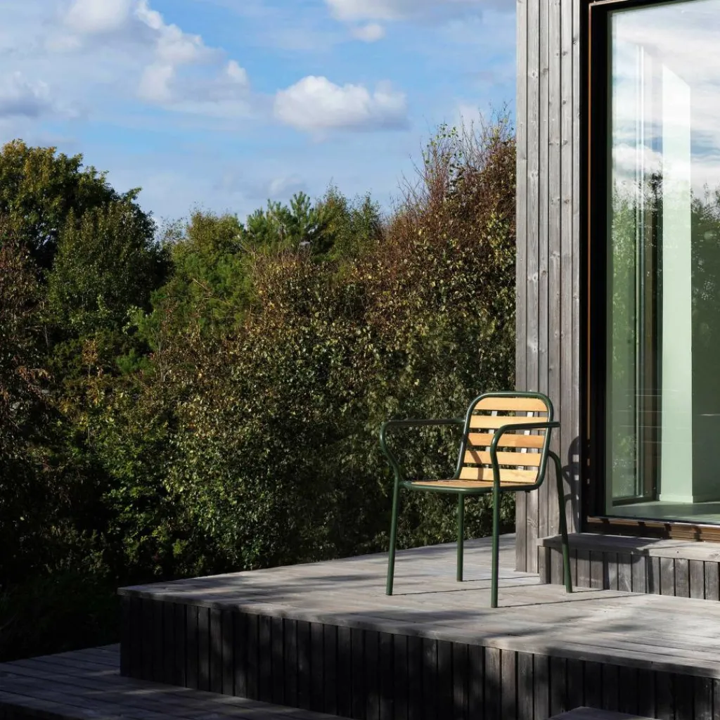 Gartenstühle^Normann Copenhagen Vig Gartenarmlehnstuhl Holz