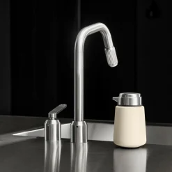 Vipp 9 Seifenspender| Badaccessoires