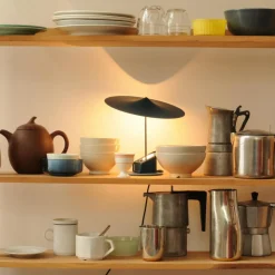 Wästberg w153 Île LED Tisch-/Wandleuchte| Nachttischleuchten