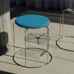 Hocker^&Tradition Wire VP11 Hocker mit Sitzauflage