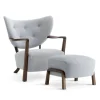&Tradition Wulff ATD2 Lounge Chair + Wulff ATD3 Pouf Gestell Walnuss| Sessel